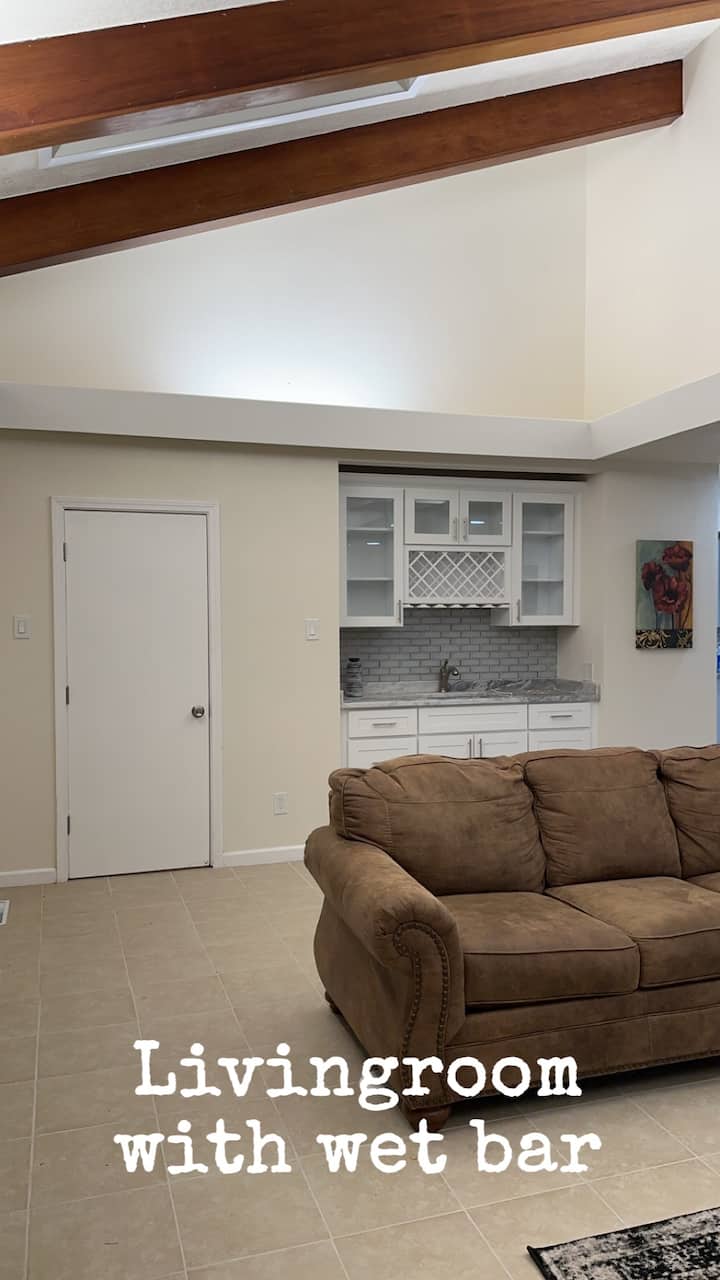 Bright, Spacious, Golf Course! - Roswell, NM