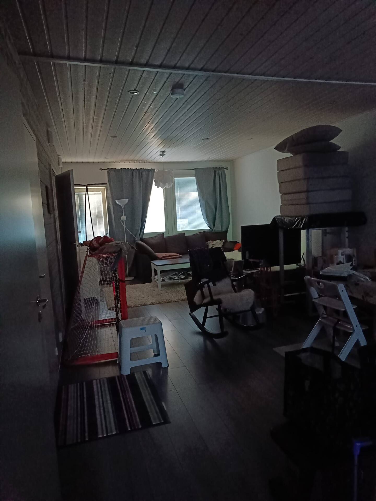 Rivarihuoneisto Vapaana 2