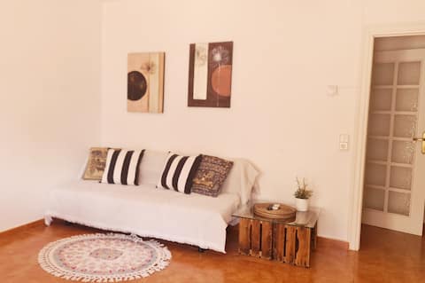 Successful Airbnb property: Apartment next to the beach with fast Internet in Cunit