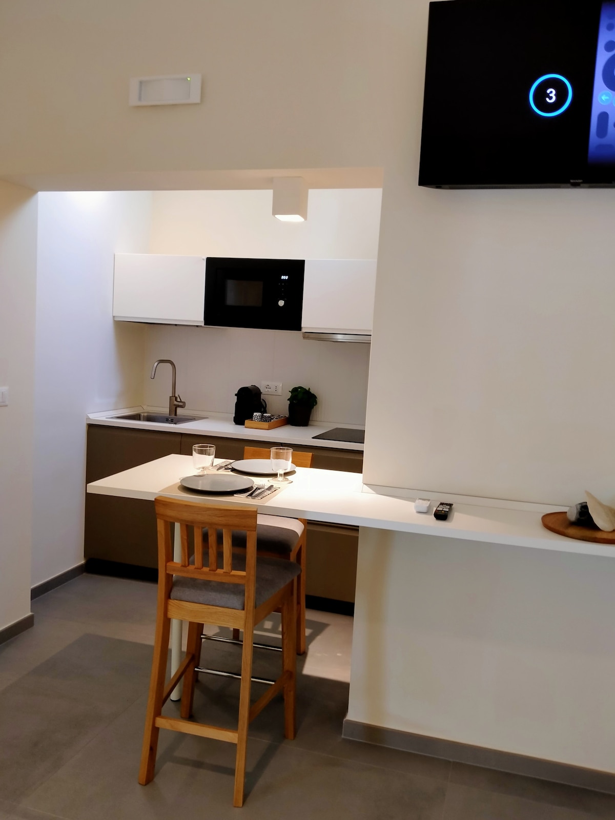 Leistungsstarkes Airbnb: the sea in the center, studio 3. in Pescara