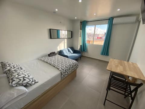 1 New penthouse with private bathroom in front of subway A12