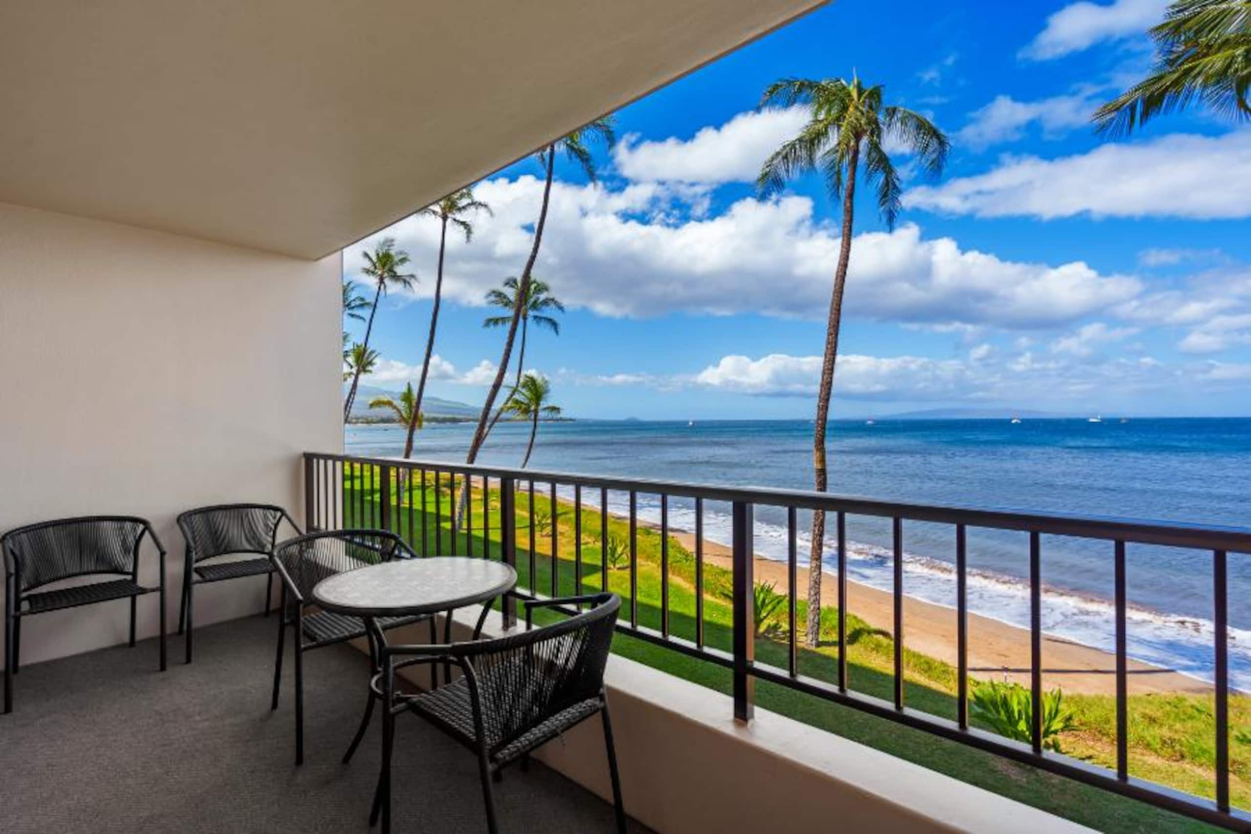 Condo in Kihei · ★5.0 · 1 bedroom · 2 beds · 1 private bath - Image 3