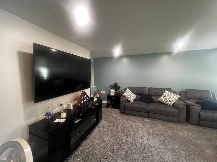 Home In Milwaukee - Wauwatosa, WI