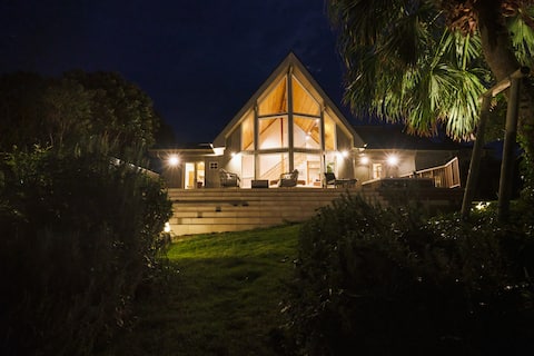 [From the garden to the sea] Total site 2,000 tsubo | Rent 2 oceanfront buildings