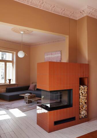 Unique bright design apartment, central gallery image 5