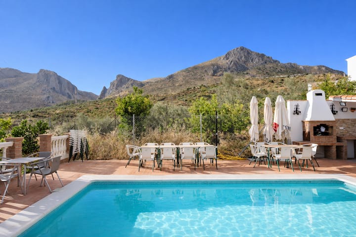 Malagasuite Casa Rural Con Piscina Y Barbacoa - Alcaucín