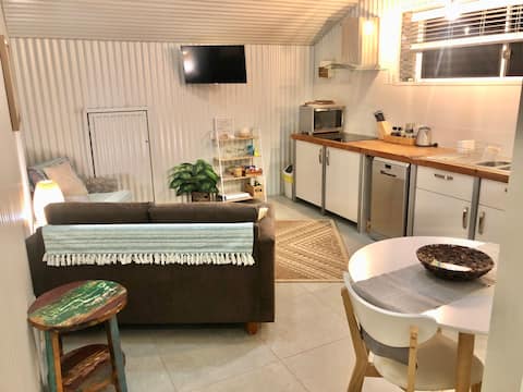 Popular Airbnb listing: The Loft/Guest Suite in Exmouth