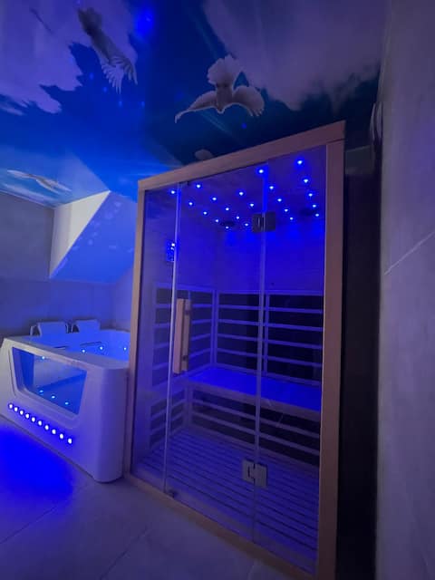 Oasis Spa and Rooms near Disney