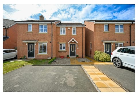 A quiet pet friendly home nr. Telford Central.