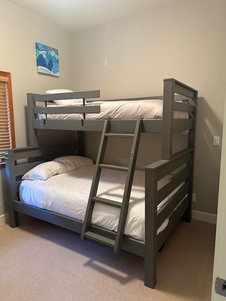 საძინებელი 3