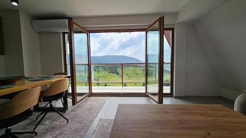 Vlasic Panoramic Apartment 10