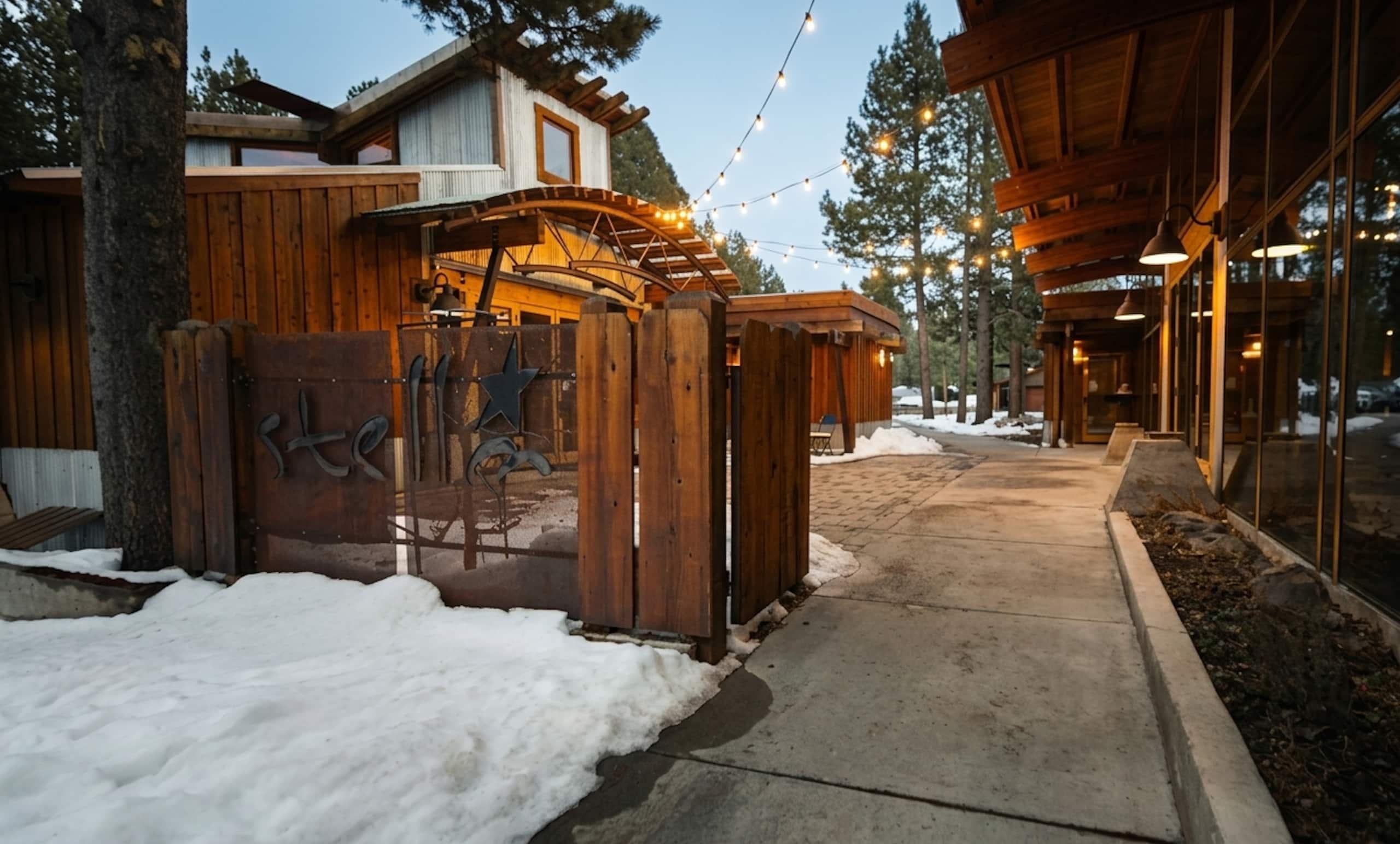 2 Hotel Rooms Near Lake Tahoe & Skiing - Photo 23