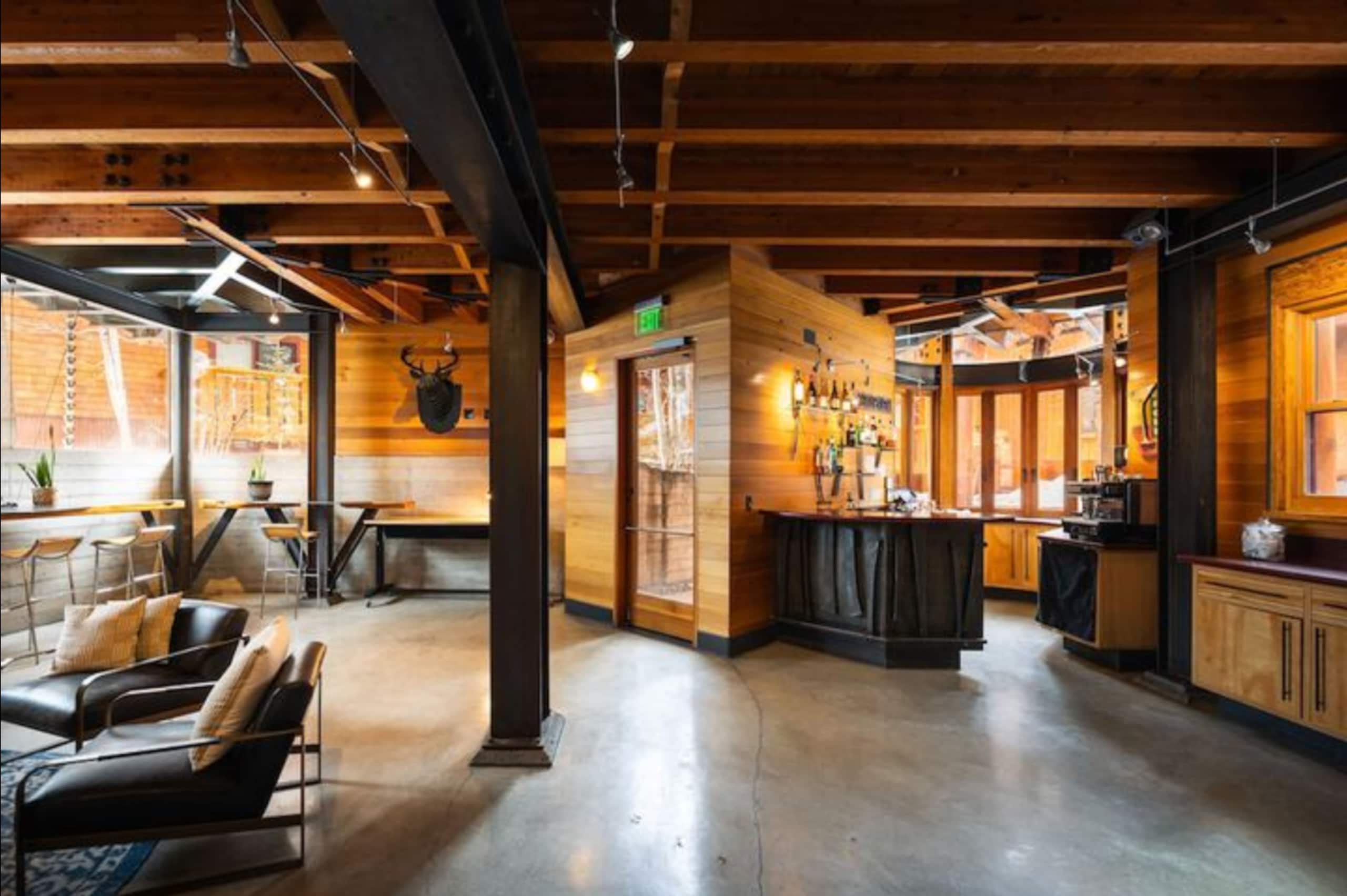 2 Hotel Rooms Near Lake Tahoe & Skiing - Photo 18