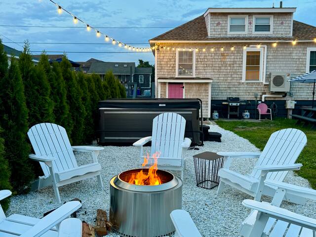 Misquamicut Groove Beach Cottage gallery image 4