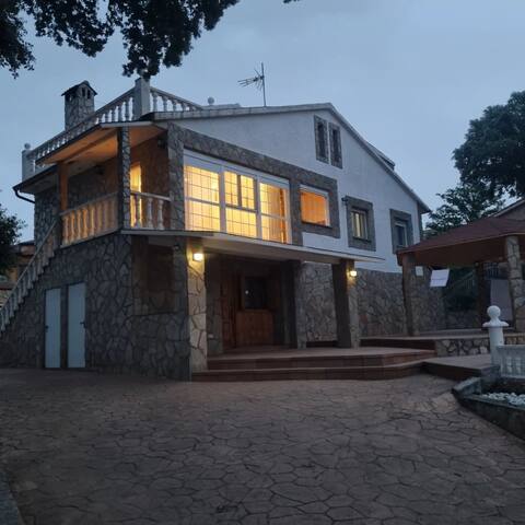 Casa Rural "EL Mogollón"