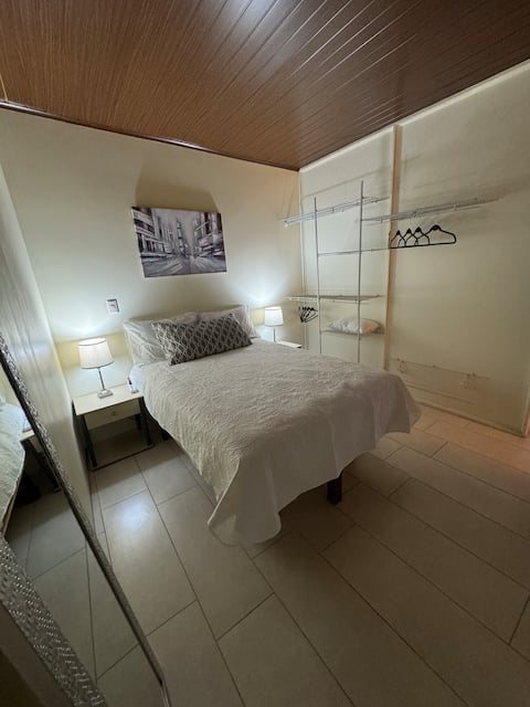 Cozy Apartment, near everything