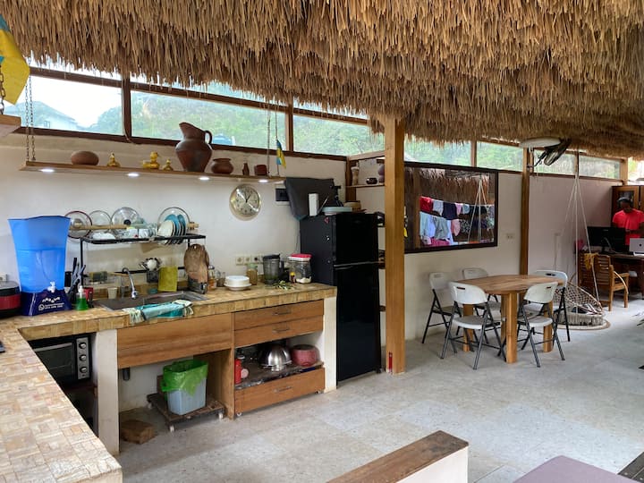 Bungalow Center Of Kuta - Lombok