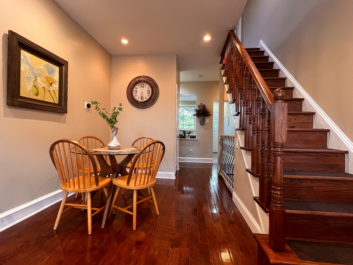 Hidden Gem Townhome