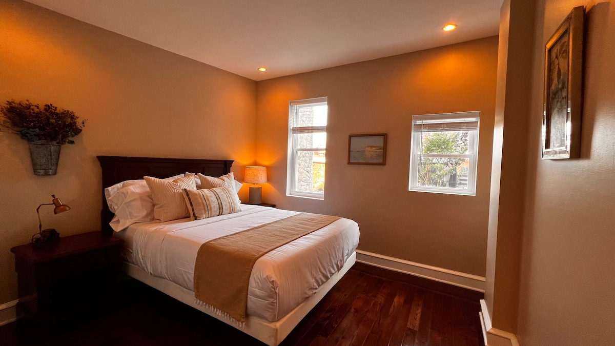 Hidden Gem Townhome