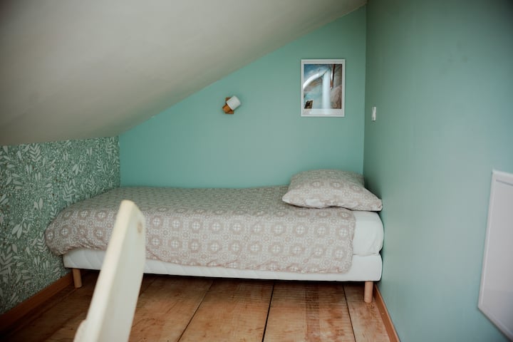 საძინებელი 1