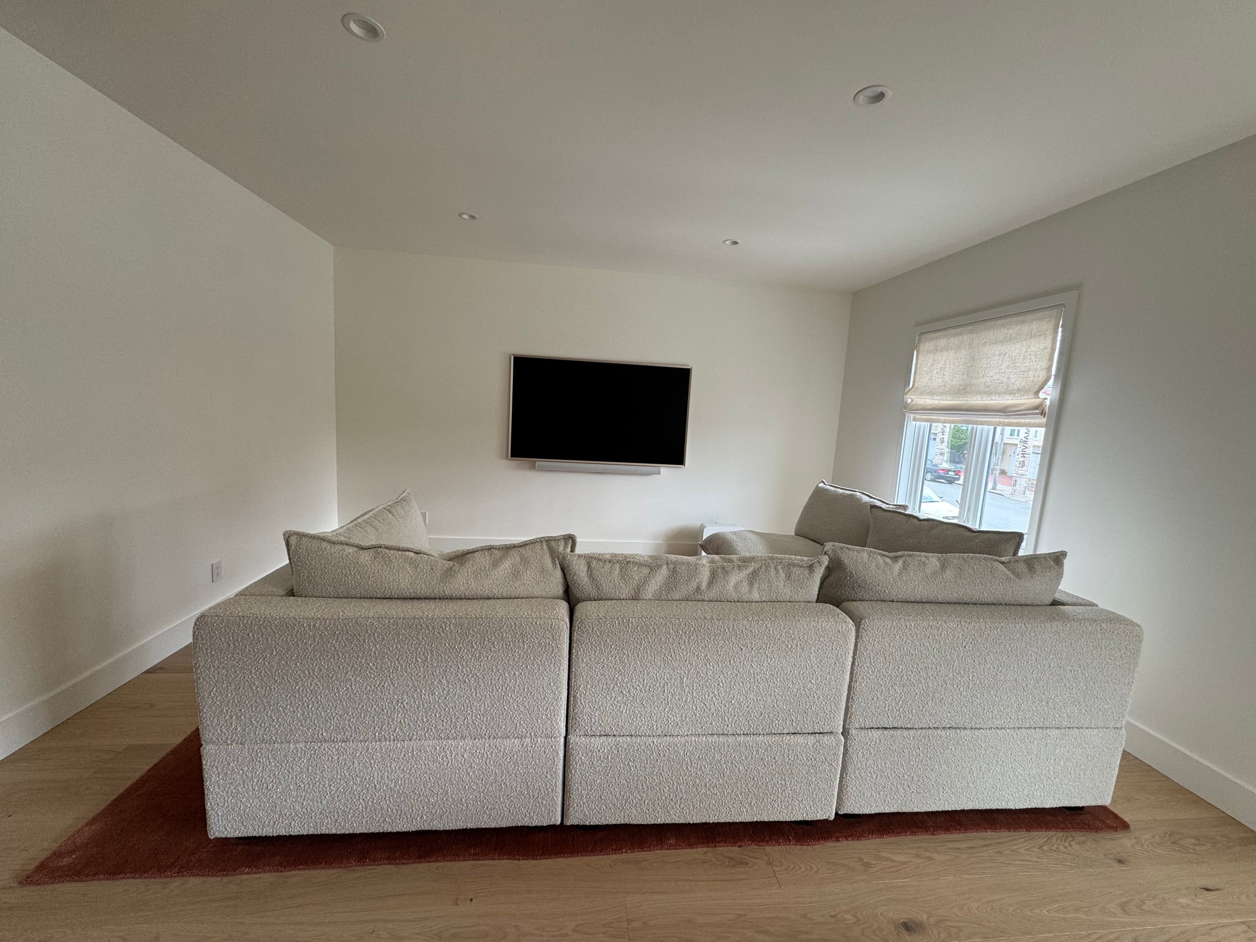 Home in San Francisco · ★5.0 · 5 bedrooms · 5 beds · 3.5 baths - Image 15