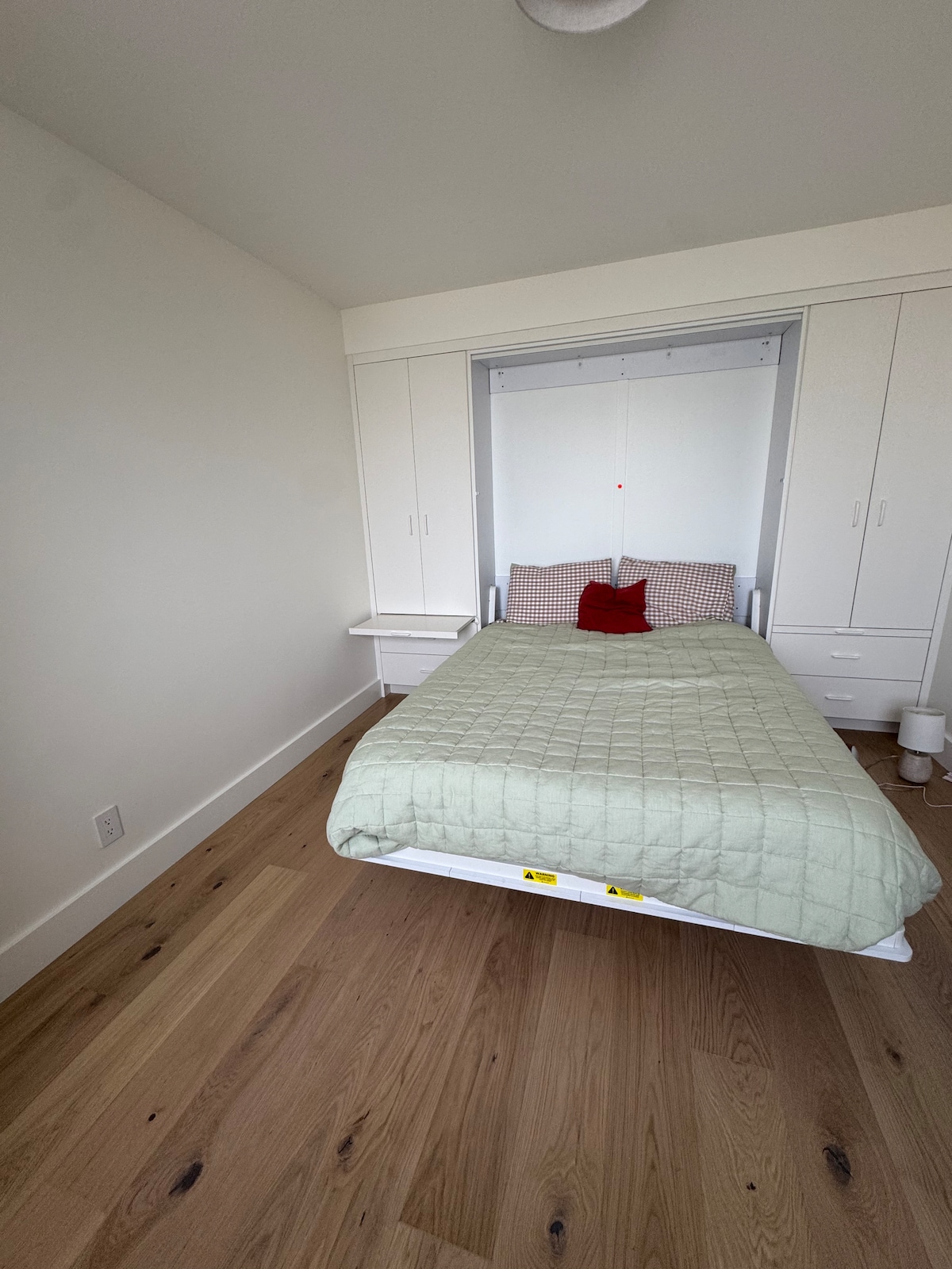 غرفة النوم 1