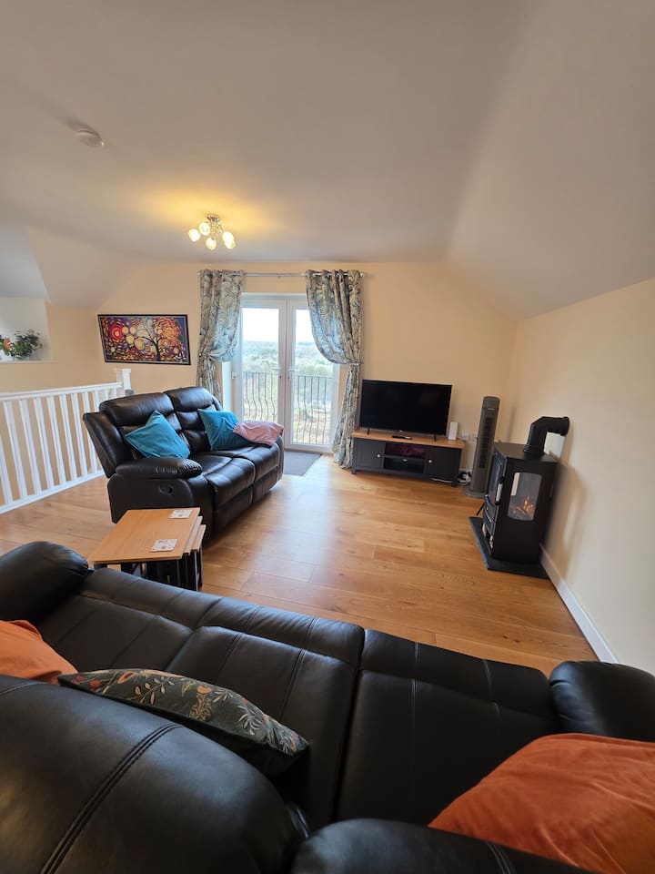 Wyldwood Cottage - Dog-friendly W/ Hot Tub & Views - Forest of Dean