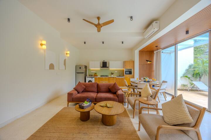 Living room image 1