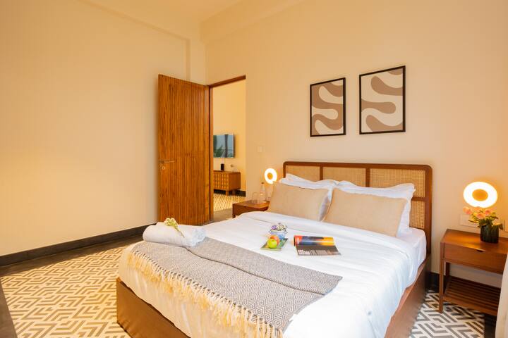 Bedroom 1 image 2