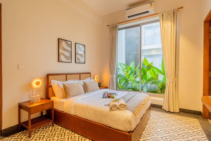 Bedroom 1 image 1