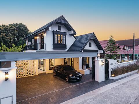 Serene Pool Villa /4Brs5Bath/Fully Equipped/靠近古城