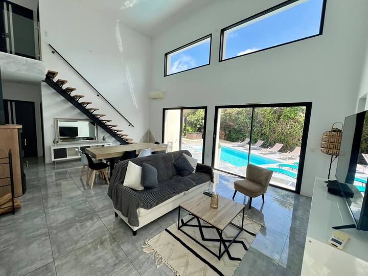 Maison Avec Piscine, Proche Mer Et Montpellier - Aniane