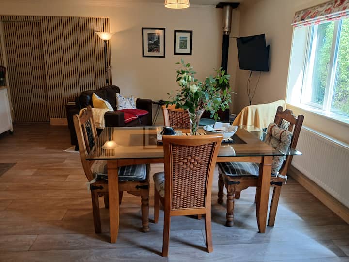 Private Studio Apartment - トラリー