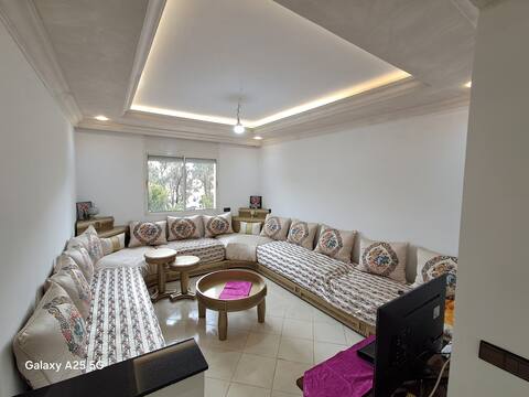 Popular Airbnb listing: Panoramic apartment, A/C, fiber-optic internet, 3 km from the highway in Meknès