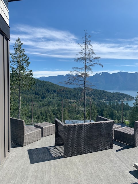 Rivendell Vista Suite