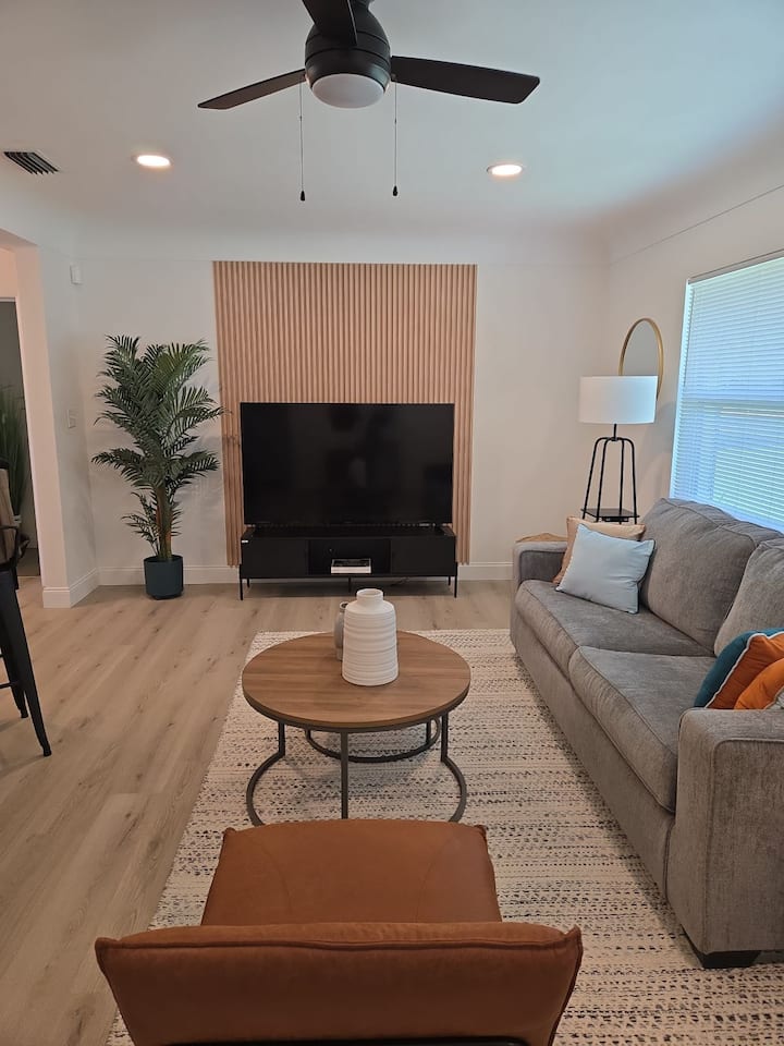 Entire Home In Clearwater - クリアウォーター・ビーチ, FL