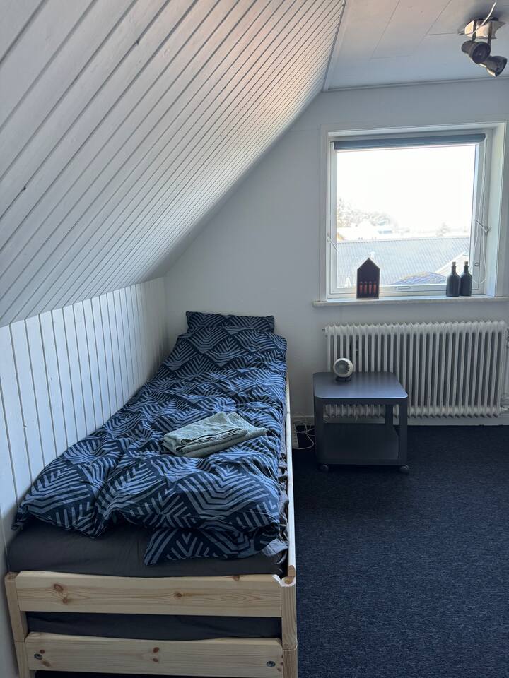 غرفة النوم 2