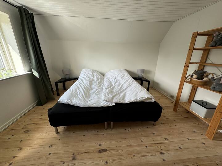 غرفة النوم 1