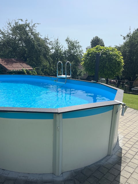 House /apartment on the 2nd floor with shared pool