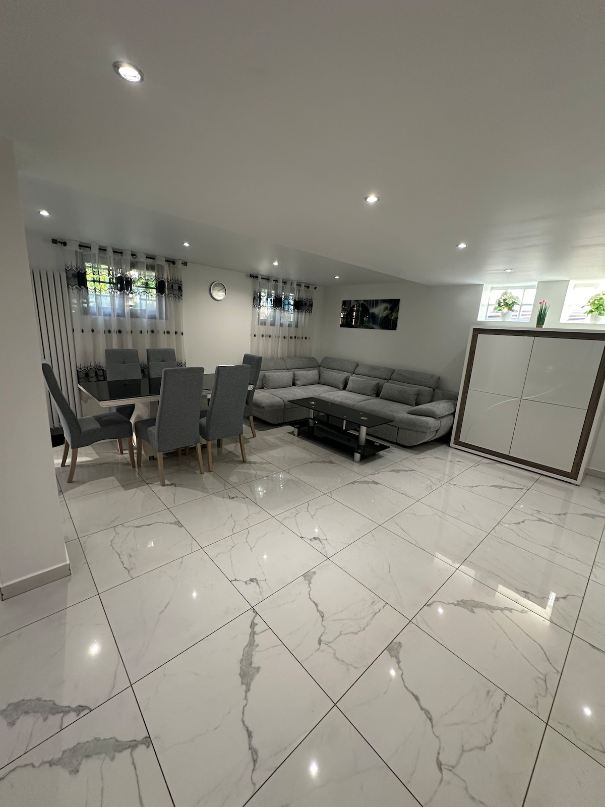 Top performing Airbnb: Apartment for rent in Le Blanc Mesnil