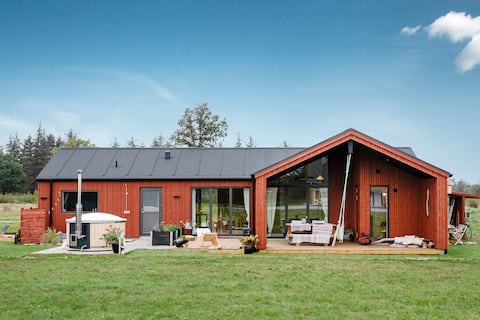 Charming house near the beach