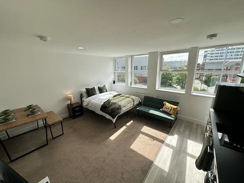 Stunning Studio!