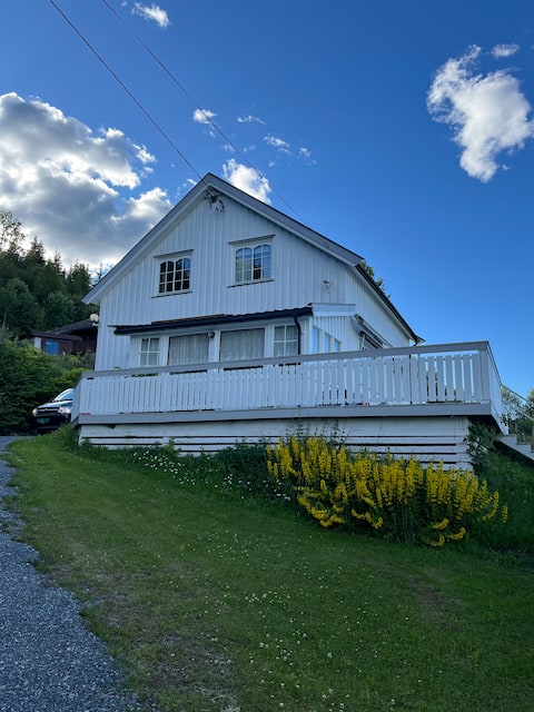 Charming summer and winterdcabin