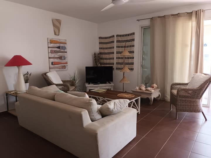 Appartement Blue Karukera - Vue Mer - Cuve D'eau - Plage de la Caravelle - Sainte-Anne