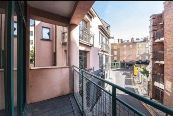 Temple Bar Quiet 2 Bed