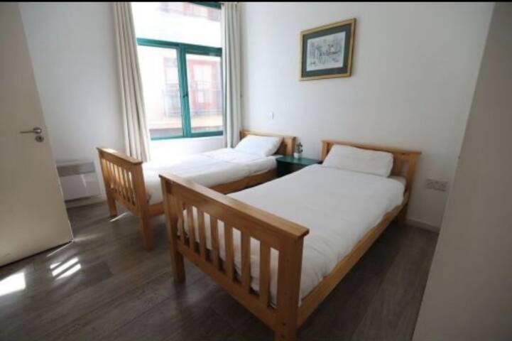 Temple Bar Quiet 2 Bed gallery image 2