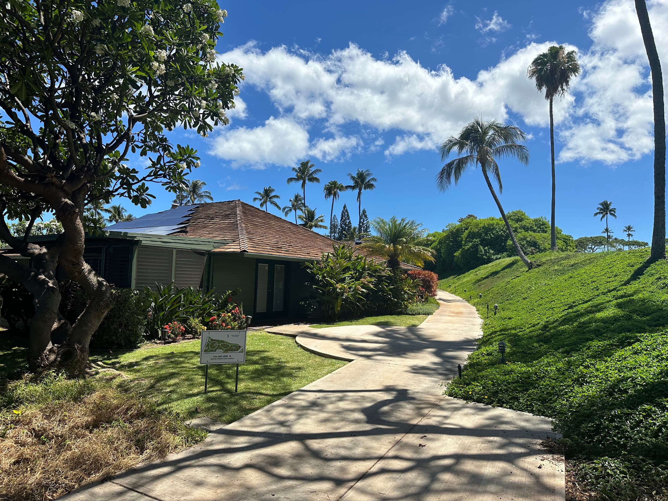 Home in Lahaina · ★5.0 · 4 bedrooms · 2 beds · 2 baths - Image 37