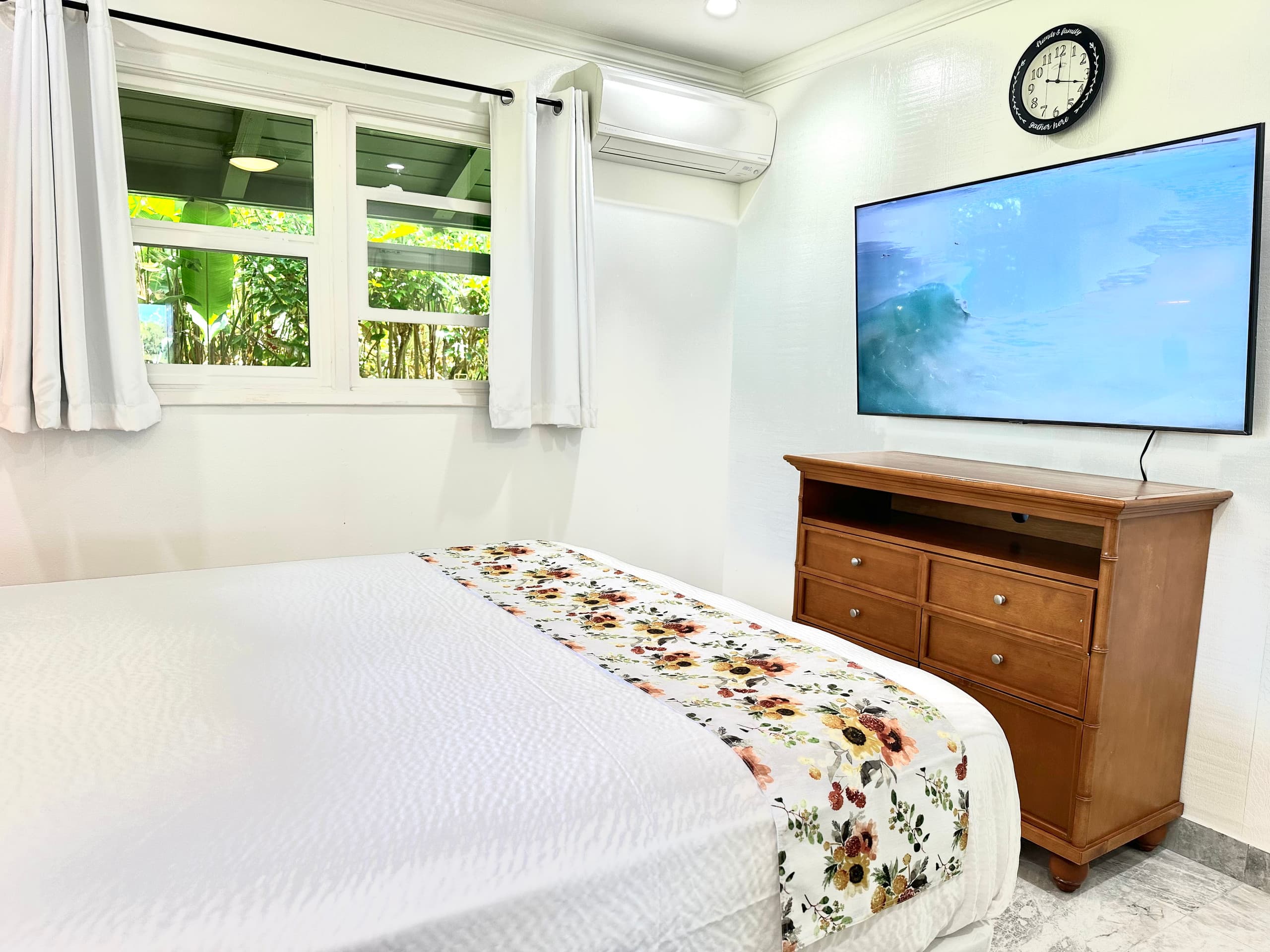 Home in Lahaina · ★5.0 · 4 bedrooms · 2 beds · 2 baths - Image 22
