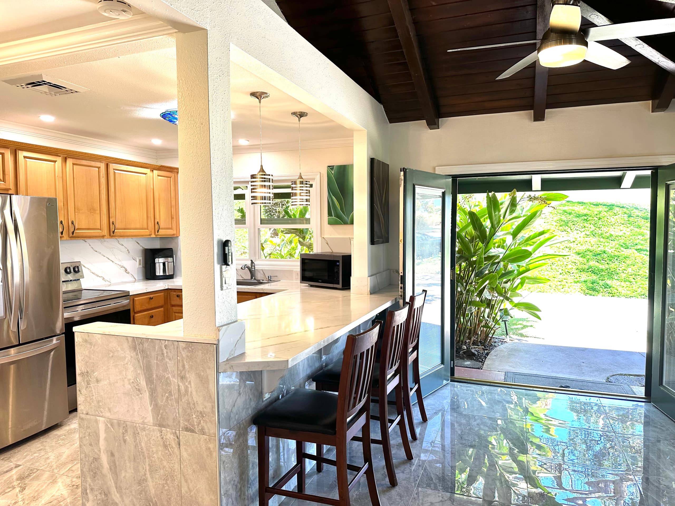 Home in Lahaina · ★5.0 · 4 bedrooms · 2 beds · 2 baths - Image 8