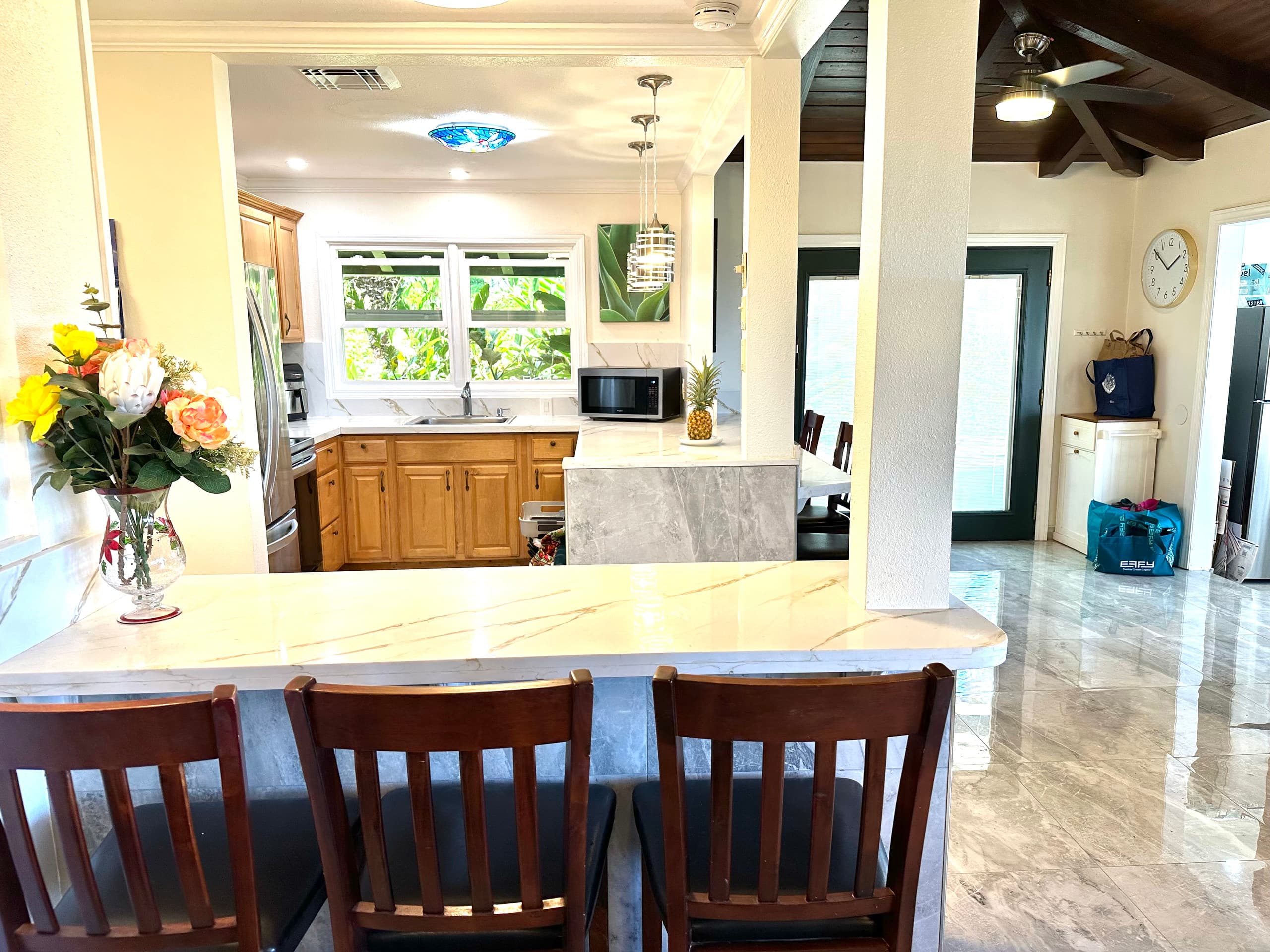 Home in Lahaina · ★5.0 · 4 bedrooms · 2 beds · 2 baths - Image 11